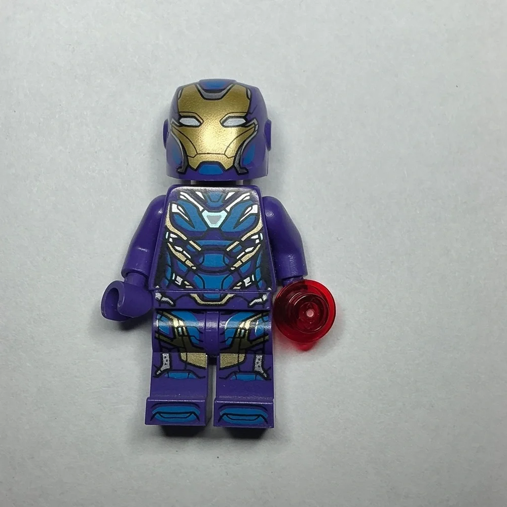 Lego Marvel Super Heroes Rescue Pepper Potts Dark Purple Armor Minifigure